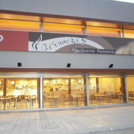 Espacoso T3 Com Terraco & Churrasqueira Campo  Εξωτερικό φωτογραφία